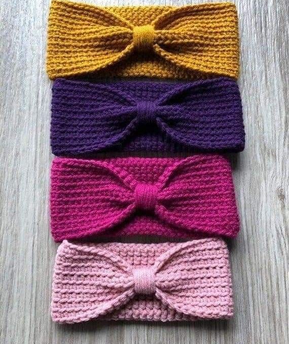 Crochet baby bow