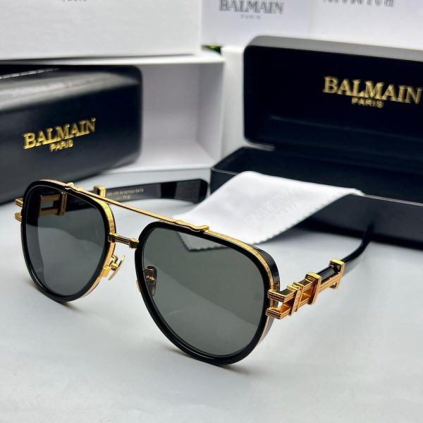 BALMAIN PARIS (WITH CASE)