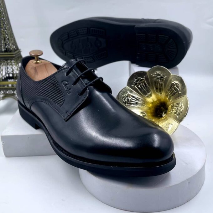 Black Clarks Shoe (full set)
