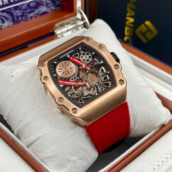 Red Hanboro strap watch