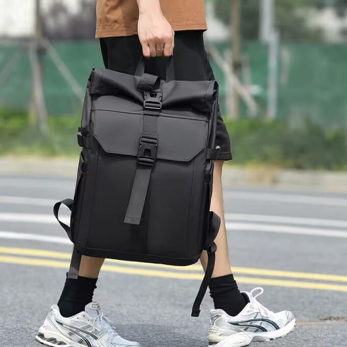 MALE BACKPACK