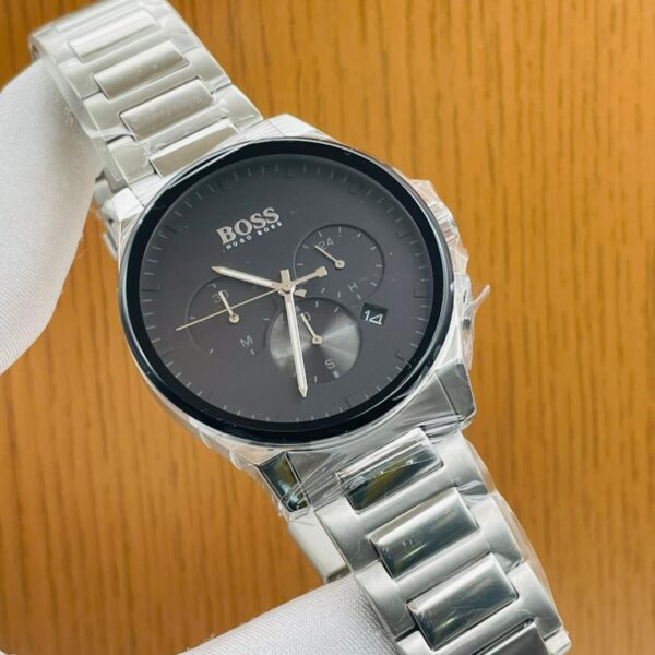 Boss hugo chain with warrant card