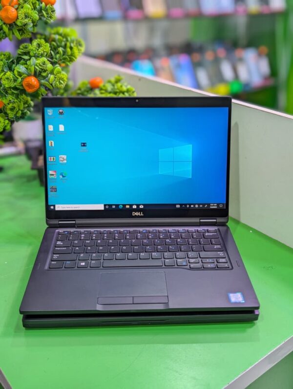 Dell latitude 7390 2in1 Corei5 8th gen 8/256gb Touchscreen