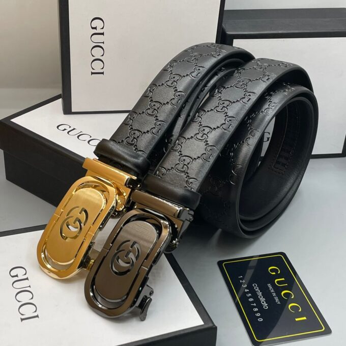 Male Gucci Belt with full box and warrant card