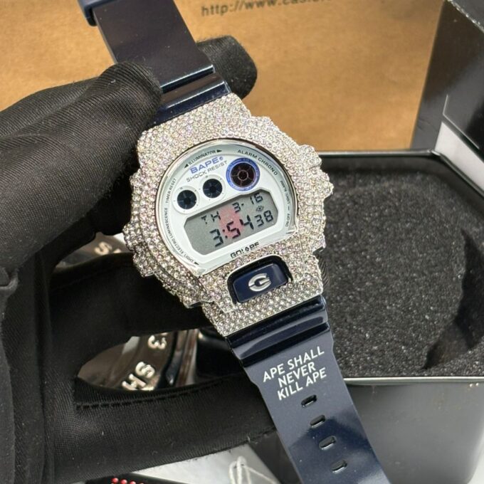 Black Gshock DW-6900 series