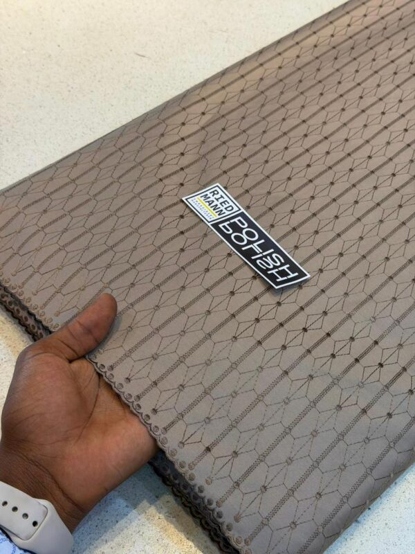 Ried Man  Made in Austria 10 yards