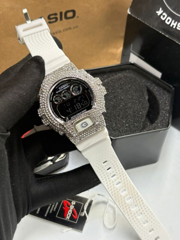White Gshock DW-6900 series