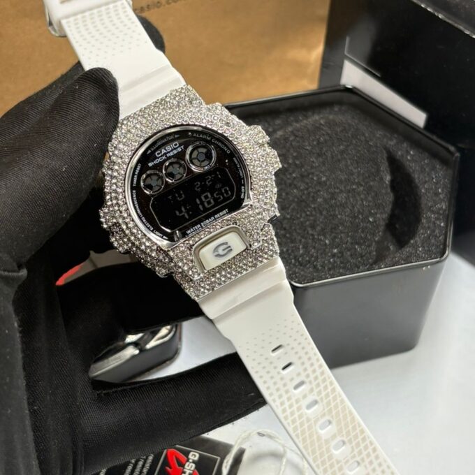 White Gshock DW-6900 series