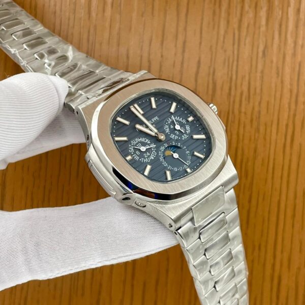 Automatic Patek Philip chain watch (with case)