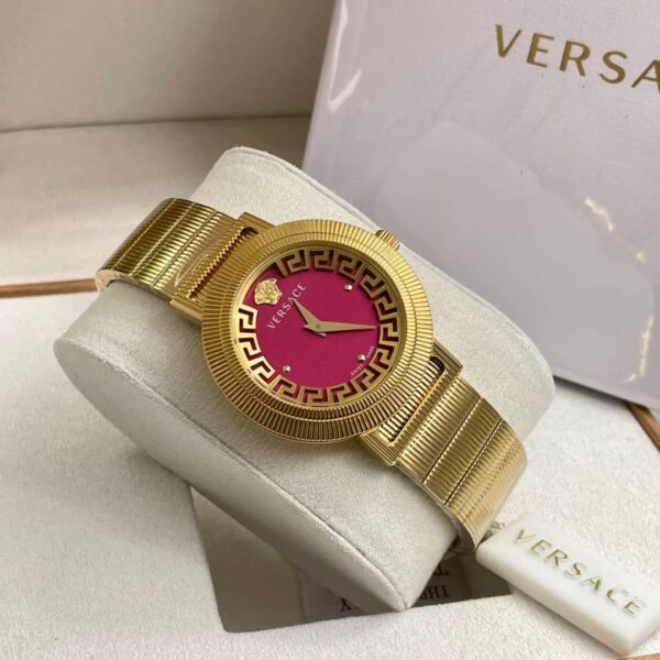Versace chain watch (WITH CASE)